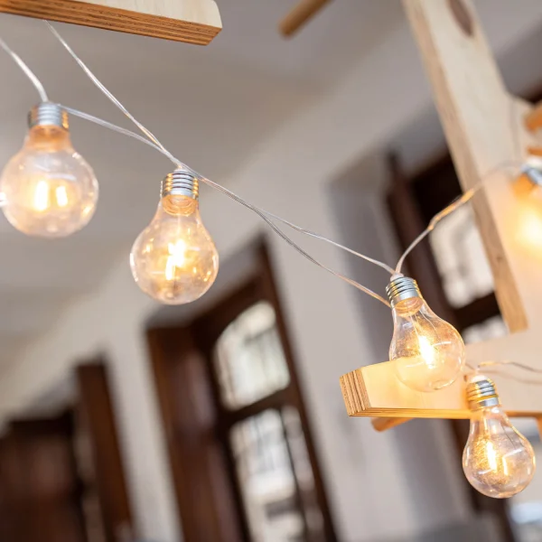 GUIRLANDE SOLAIRE + BATTERIE RECHARGEABLE CÂBLE TRANSPARENT STELLA NEWGARDEN GUIRLANDE SOLAIRE + BATTERIE RECHARGEABLE CÂBLE TRANSPARENT STELLA NEWGARDEN