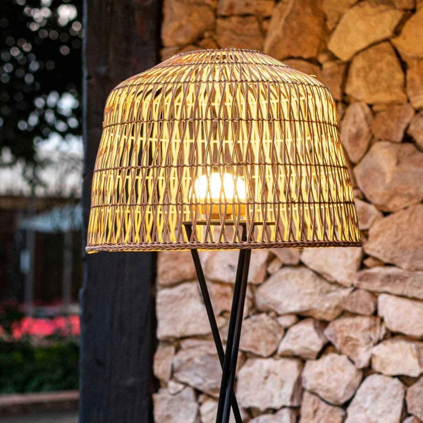 LAMPADAIRE EXTÉRIEUR SANS FIL AMALFI BATTERIE RECHARGEABLE LAMPADAIRE EXTÉRIEUR SANS FIL AMALFI BATTERIE RECHARGEABLE