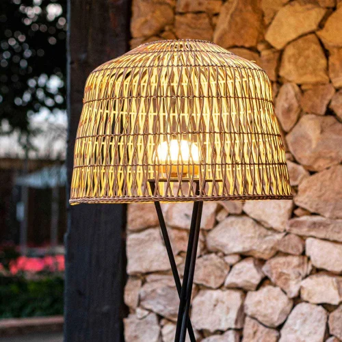 LAMPADAIRE EXTÉRIEUR SANS FIL AMALFI BATTERIE RECHARGEABLE LAMPADAIRE EXTÉRIEUR SANS FIL AMALFI BATTERIE RECHARGEABLE