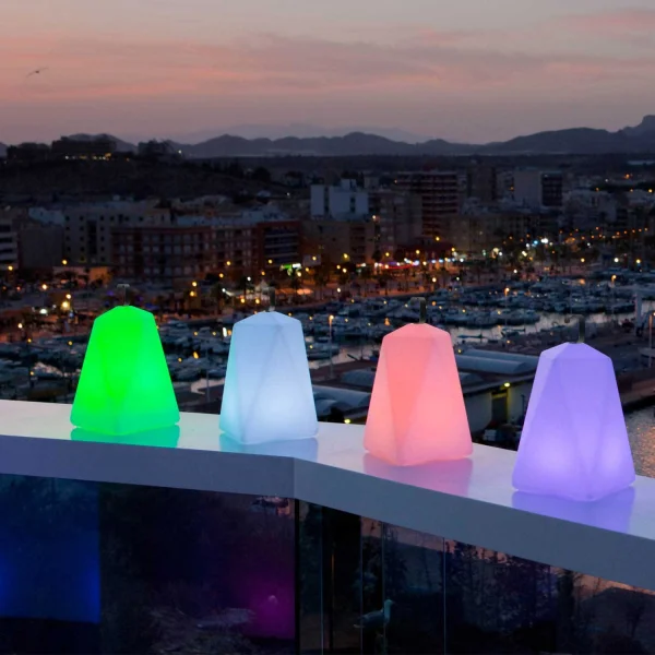 FARALAY JOUER LA LUMIÈRE ET LA MUSIQUE