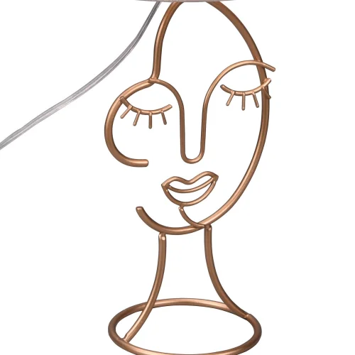 LAMPE DE TABLE EN MÉTAL ABAT-JOUR BEIGE LAURA LAMPE DE TABLE EN MÉTAL ABAT-JOUR BEIGE LAURA