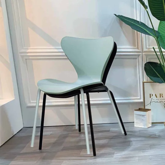 CHAISE EMPILABLE LUMINANCE AIGUE-MARINE 2