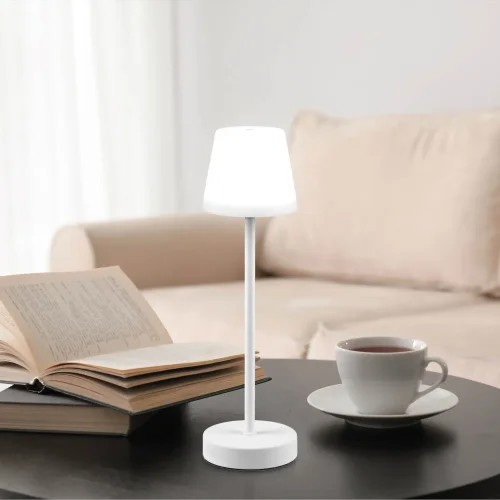 LAMPE DE TABLE TACTILE LED RÉGLABLE 2,2W IP44 BLANC MINNA LAMPE DE TABLE TACTILE LED RÉGLABLE 2,2W IP44 BLANC MINNA