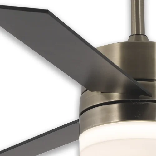 Ventilateur de plafond avec éclairage LED 17 W à intensité variable, finition cuir, modèle New Lorenzo | Lúzete