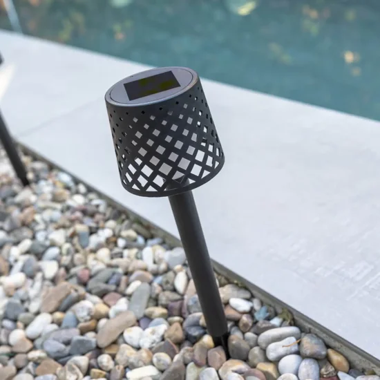 PACK DE 4 PICOTS SOLAIRES GRETITA NOIR IP44