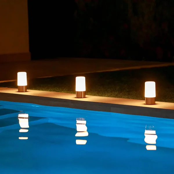 LAMPE DE TABLE RECHARGEABLE OR IP44 RVB MAIA