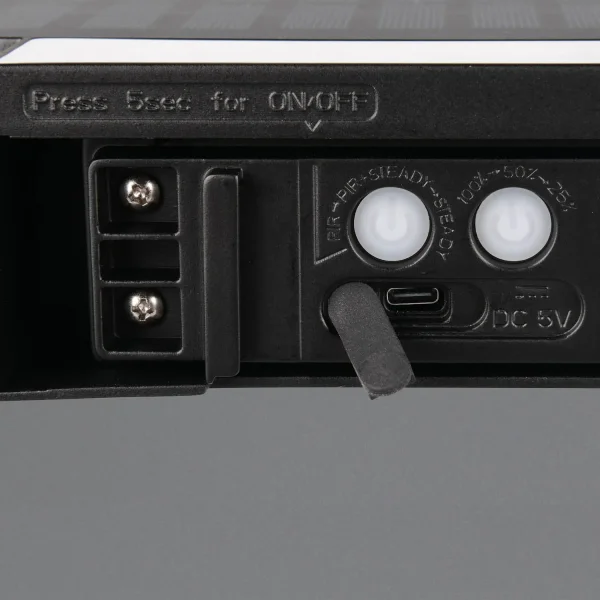 APPLIQUE EXTÉRIEUR SOLAIRE HYBRIDE 6W 4000K AVEC CAPTEUR IP44 NOIR BEGA