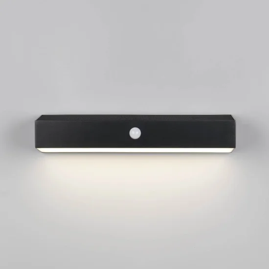 APPLIQUE EXTÉRIEUR SOLAIRE HYBRIDE 6W 4000K CAPTEUR IP44 NOIR SUNDEW 2
