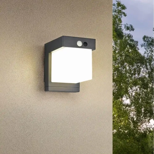 APPLIQUE EXTERNE SOLAIRE 5,5W 4000K CAPTEUR IP44 CORIANDER