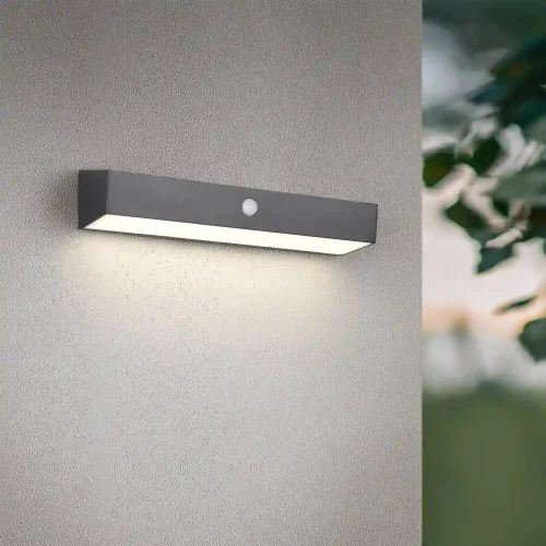 APPLIQUE EXTÉRIEUR SOLAIRE HYBRIDE 6W 4000K CAPTEUR IP44 NOIR SUNDEW APPLIQUE EXTÉRIEUR SOLAIRE HYBRIDE 6W 4000K CAPTEUR IP44 NOIR SUNDEW