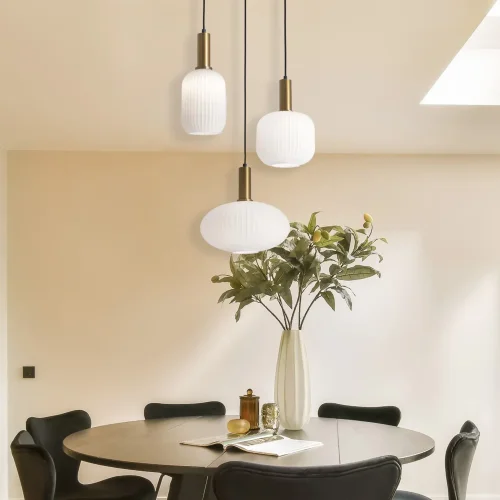 LÁMPARA DE TECHO 3 LUCES TULIPAS BLANCO OPAL Ø40 E27 SHELBY