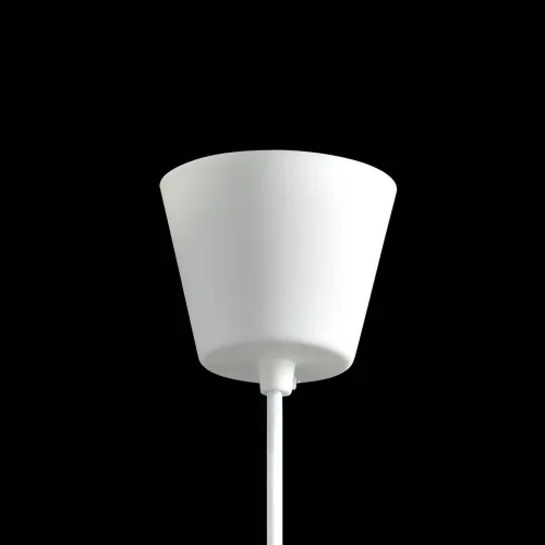 PENDULE BLANC DE TERRAIN DE JEU