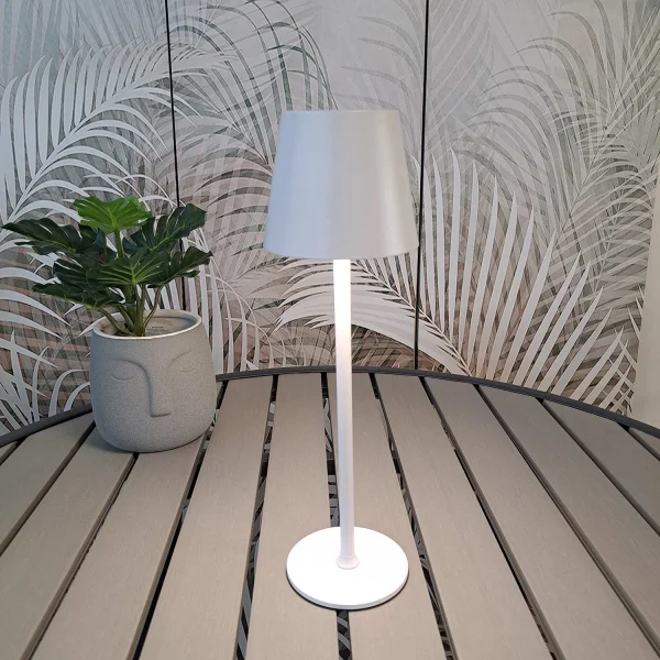 LAMPE DE TABLE LED RECHARGEABLE SANS FIL 229LM BLANCHE IP44 SIRANA LAMPE DE TABLE LED RECHARGEABLE SANS FIL 229LM BLANCHE IP44 SIRANA