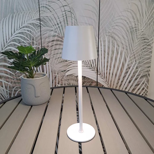 LAMPE DE TABLE LED RECHARGEABLE SANS FIL 229LM BLANCHE IP44 SIRANA LAMPE DE TABLE LED RECHARGEABLE SANS FIL 229LM BLANCHE IP44 SIRANA