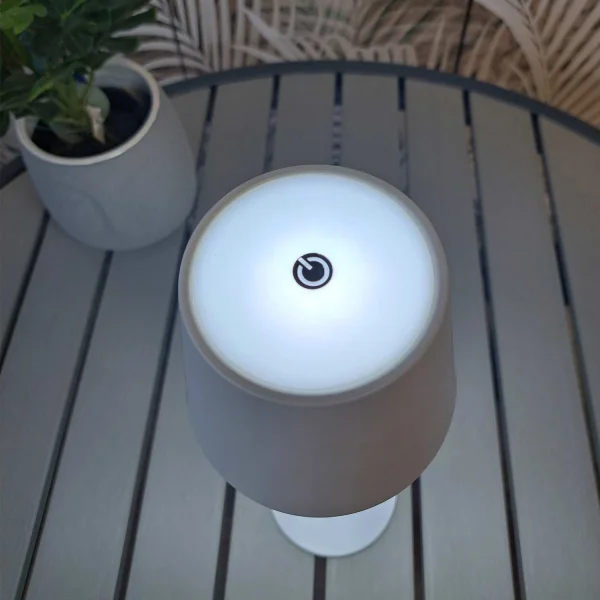 LAMPE DE TABLE LED RECHARGEABLE SANS FIL 229LM BLANCHE IP44 SIRANA LAMPE DE TABLE LED RECHARGEABLE SANS FIL 229LM BLANCHE IP44 SIRANA