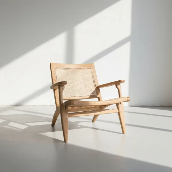Fauteuil en bois d'orme naturel Einar | Lúzete 2