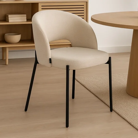 CHAISE TAPISSÉE SABLE CLOTILDE