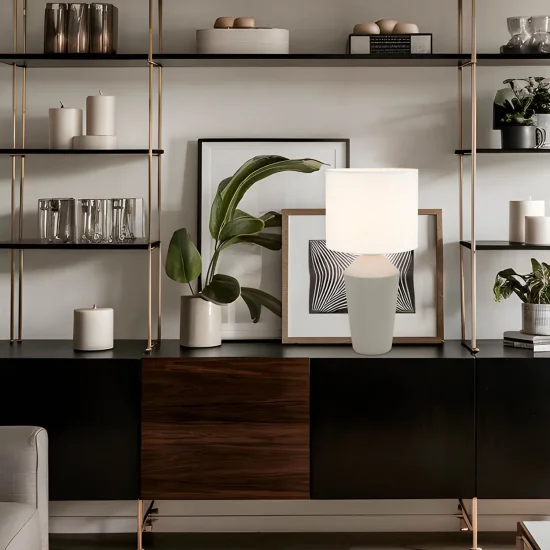 LAMPE DE TABLE EN CÉRAMIQUE TAUPE 52 CM BASILEA 2