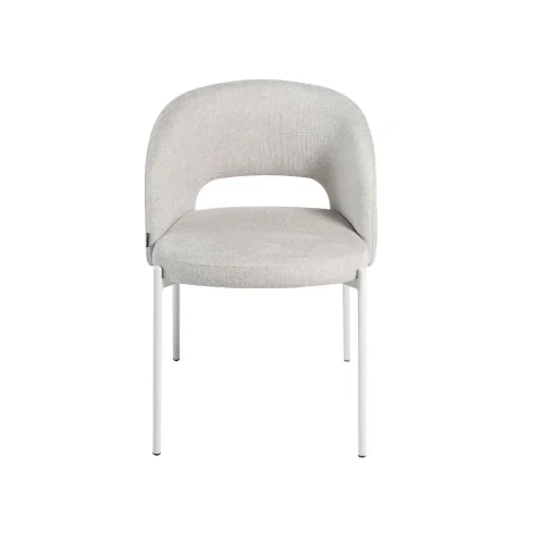 CHAISE REMBOURRÉE COLORIS SABLE AVEC 4 PIEDS BEIGE CLOTILDE