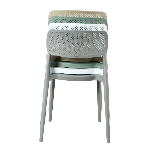 CHAISE EN POLYPROPYLÈNE BLANCHE ANTI-UV POUR EXTÉRIEUR NÁPOLI