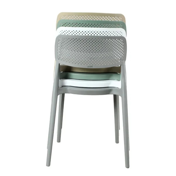 CHAISE EN POLYPROPYLÈNE SABLE ANTI-UV POUR EXTÉRIEUR NÁPOLI