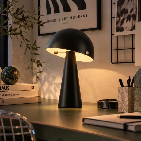 LAMPE DE TABLE EN ACIER NOIR PEINT E27 CHANTERELLE