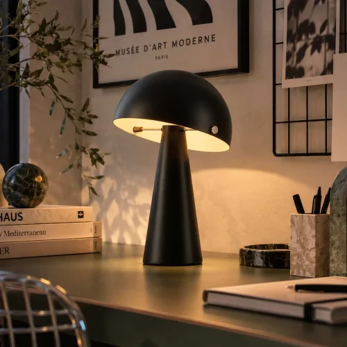 LAMPE DE TABLE EN ACIER NOIR PEINT E27 CHANTERELLE