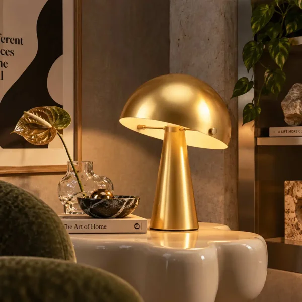 LAMPE DE TABLE EN ACIER PEINT DORÉ E27 CHANTERELLE