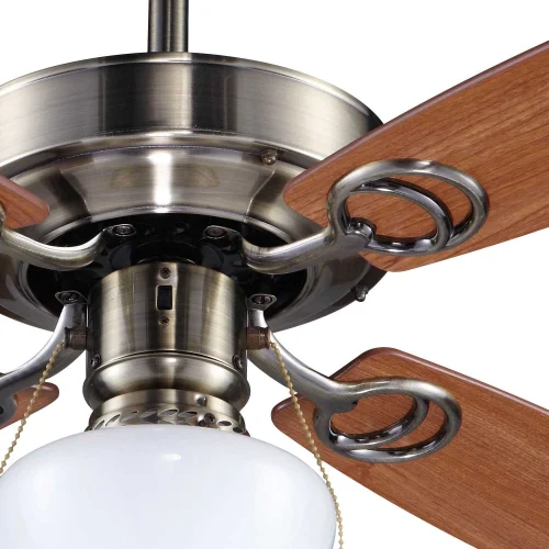 VOLANT EN CUIR AIKEN VOLANT EN CUIR AIKEN